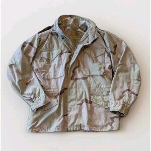 USGI Desert Camouflage Cold Weather Field Jacket M-65 Medium USA Golden Mfg.